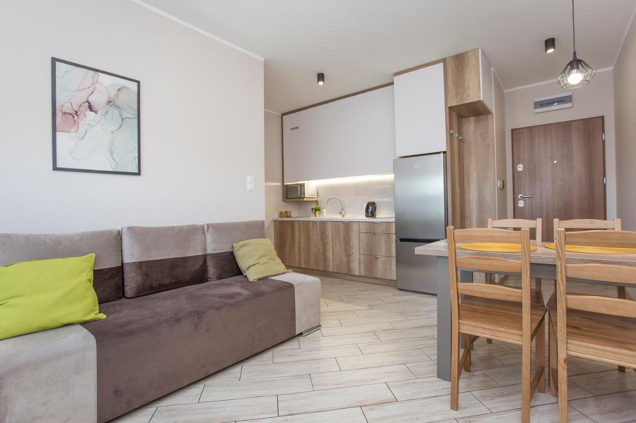 Urban Jungle - Lara Apartment Białystok Esterno foto